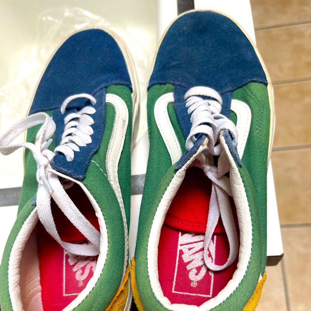 Vans size 9.5